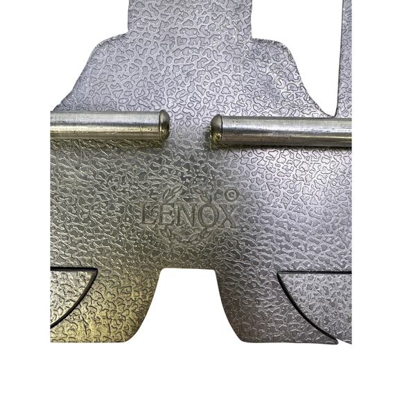 Lenox Yuletide Metal Holiday Vintage 1980's Expandable Trivet 8 x 13 - Picture 9 of 9